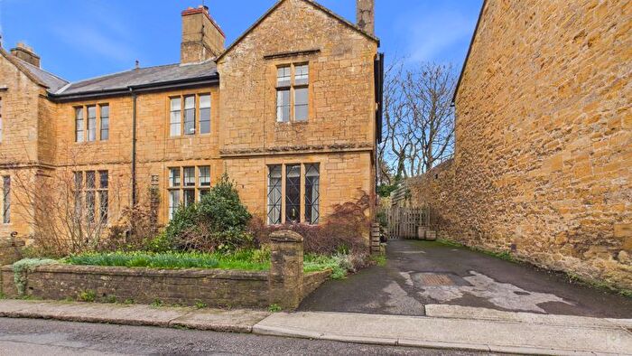 4 Bedroom Semi Detached House For Sale In North Street, Stoke-Sub-Hamdon, TA14