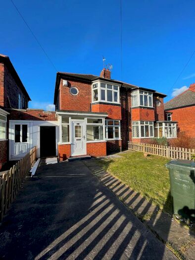 2 Bedroom Semi-Detached House To Rent In Ridgewood Gardens, Newcastle Upon Tyne, NE3
