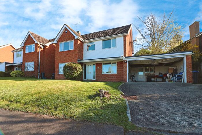 4 Bedroom Detached House To Rent In Carleton Rise, Welwyn, AL6