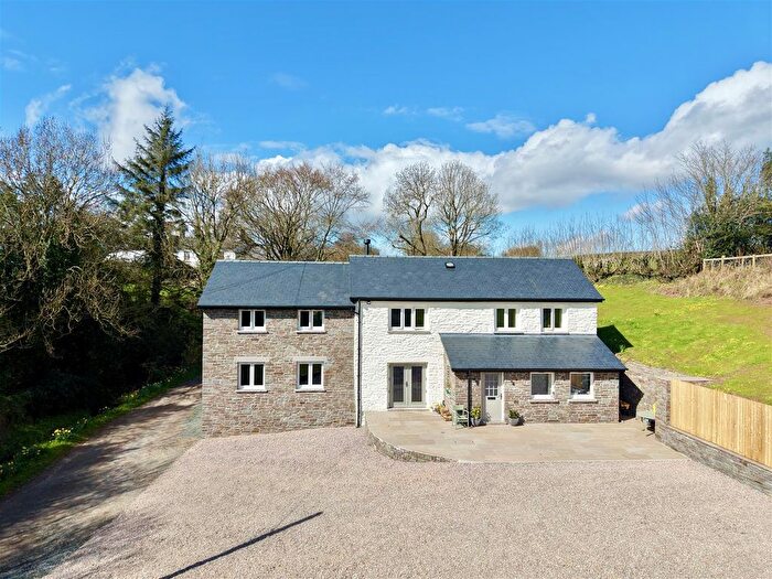 4 Bedroom Detached House For Sale In Garthbrengy, Brecon, LD3