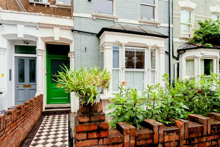 1 Bedroom Flat To Rent In Jenner Road, London, N16