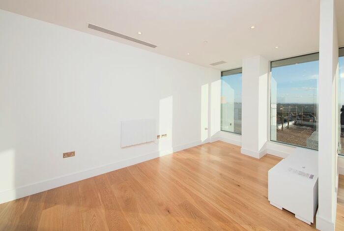 Studio To Rent In Trinity Square, - Staines Road, Hounslow, TW3