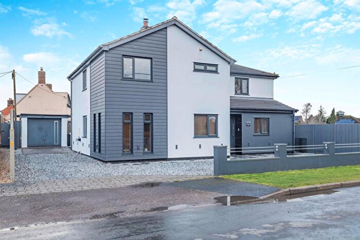 4 Bedroom Detached House For Sale In Mill Road, Little Melton, Norwich, NR9
