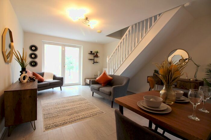 2 Bedroom Semi-Detached House To Rent In Llewellyn Grove, Malpas, Newport, NP20