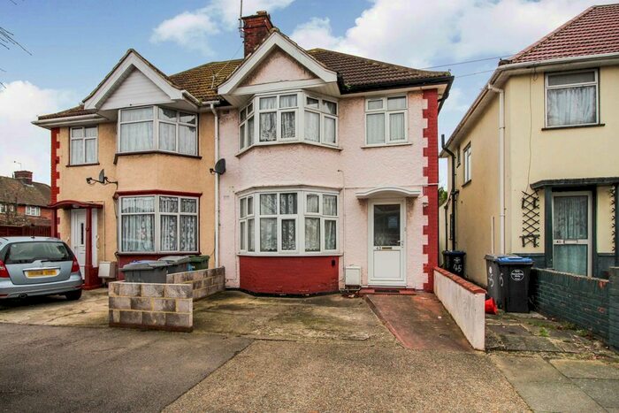 4 Bedroom Semi-Detached House To Rent In Victoria Avenue, Wembley, London HA9