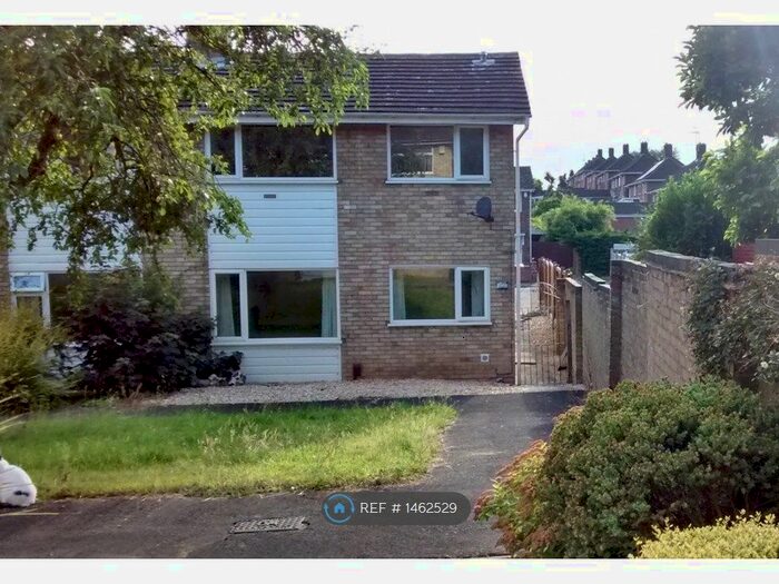 6 Bedroom Semi-Detached House To Rent In Leng Crescent, Norwich, NR4