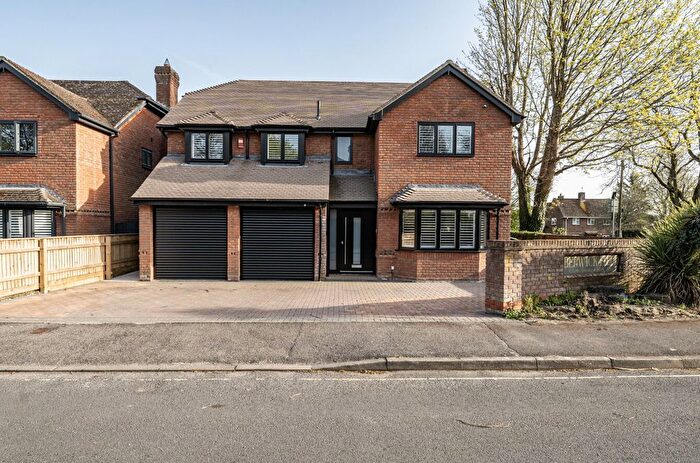 5 Bedroom Detached House For Sale In Halls Farm Close, Winchester, Hampshire, SO22