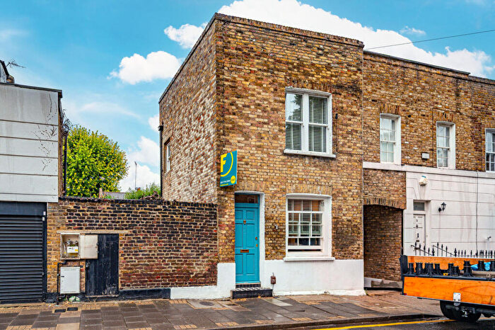 1 Bedroom House For Sale In Frome Street, Islington, London, N1