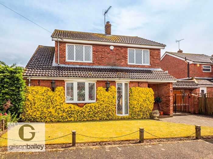 3 Bedroom Detached House For Sale In Nursery Close, Acle, NR13