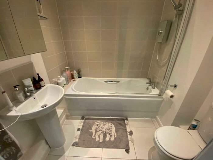 1 Bedroom Flat To Rent In Constables Way, Hertford, SG13