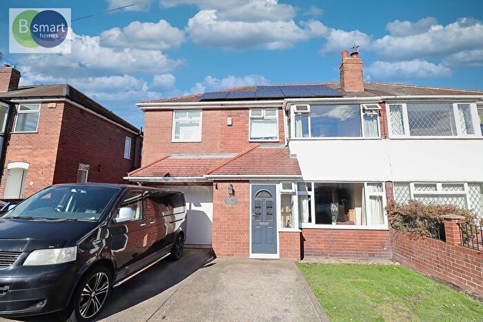 5 Bedroom Semi-detached House For Sale In Darwynn Avenue, Swinton, S64