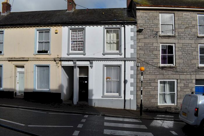 3 Bedroom Terraced House To Rent In Lower Market Street, Penryn, TR10