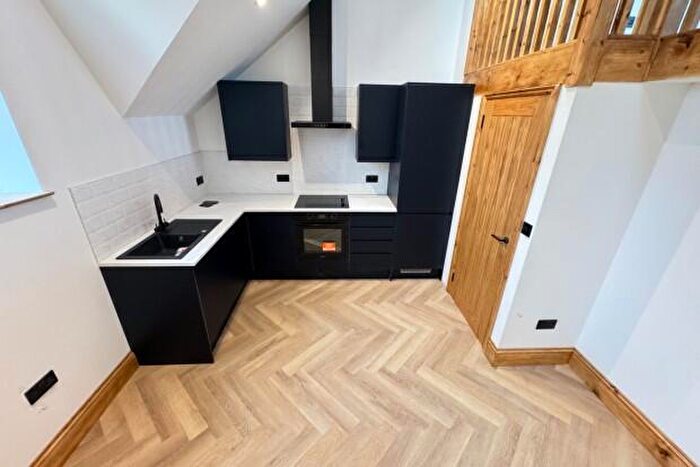 1 Bedroom Flat To Rent In Mackintosh Place Cardiff, CF24