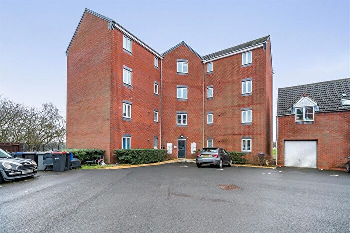 2 Bedroom Flat To Rent In Penn Street, Sutton-In-Ashfield, NG17