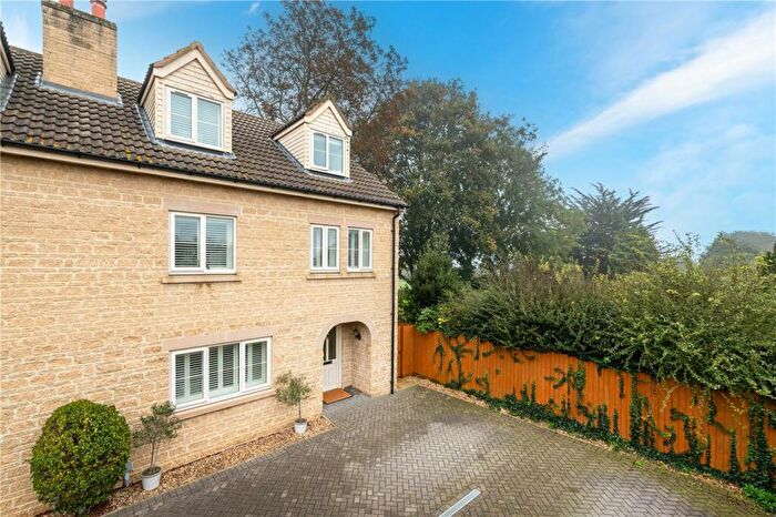 4 Bedroom Semi-Detached House For Sale In Chapel View, Dyke, Bourne, Lincolnshire, PE10