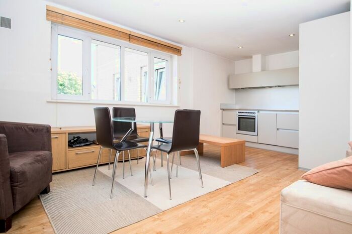 2 Bedroom Flat To Rent In Queensgate House, Bow Central, Bow, E3