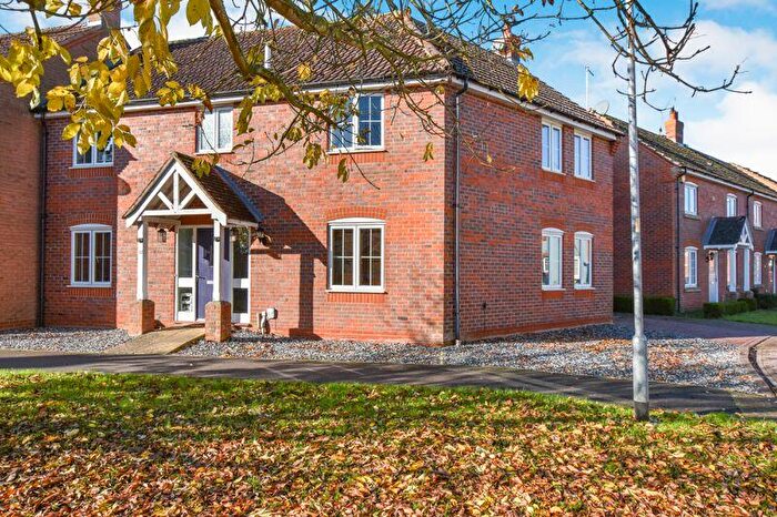 4 Bedroom Semi-Detached House For Sale In Haywain Drive, Deeping St. Nicholas, PE11