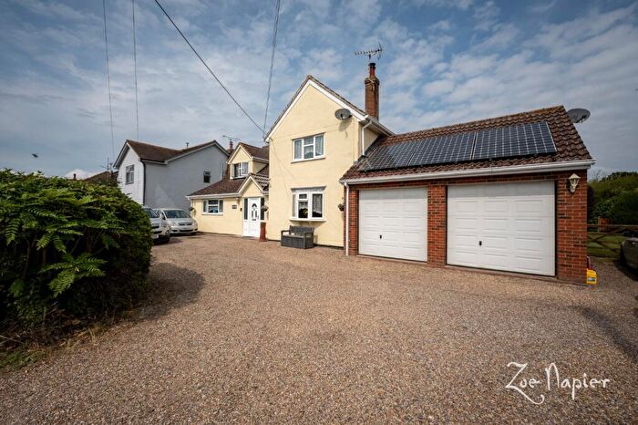 5 Bedroom Detached House For Sale In Latchingdon, CM3