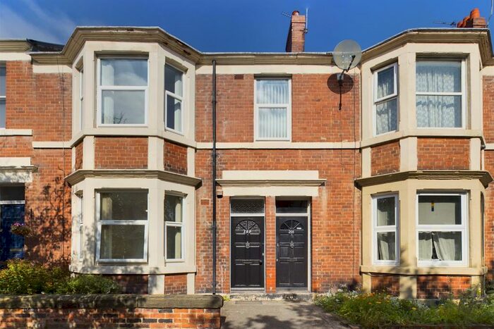 6 Bedroom Apartment To Rent In Helmsley Road, Sandyford, Newcastle Upon Tyne, NE2