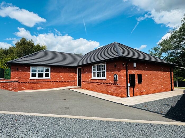 3 Bedroom Detached House To Rent In Low Street, Cheslyn Hay, WS6