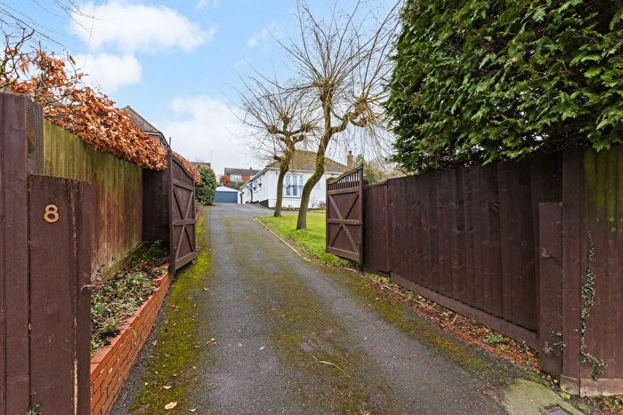 3 Bedroom Detached Bungalow For Sale In Western Dene, Hazlemere, HP15