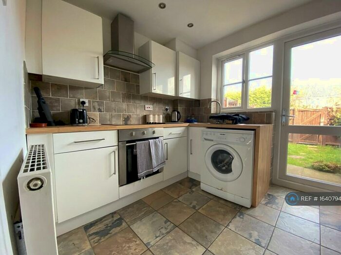 1 Bedroom Terraced House To Rent In Garfield Park, Great Glen Leicester, LE2