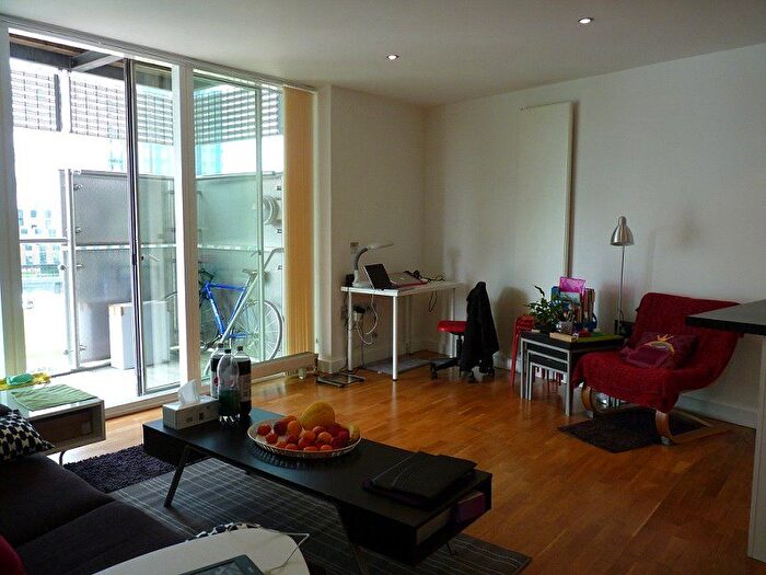 1 Bedroom Flat To Rent In Nv Buildings, The Quays, Salford, M50