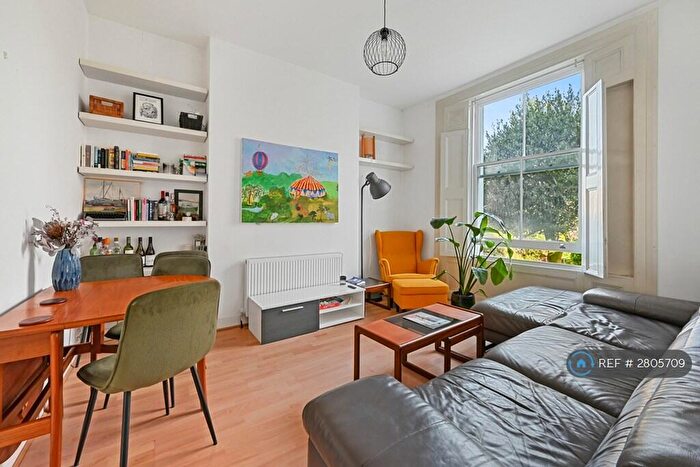 2 Bedroom Flat To Rent In Mildmay Park, London, N1