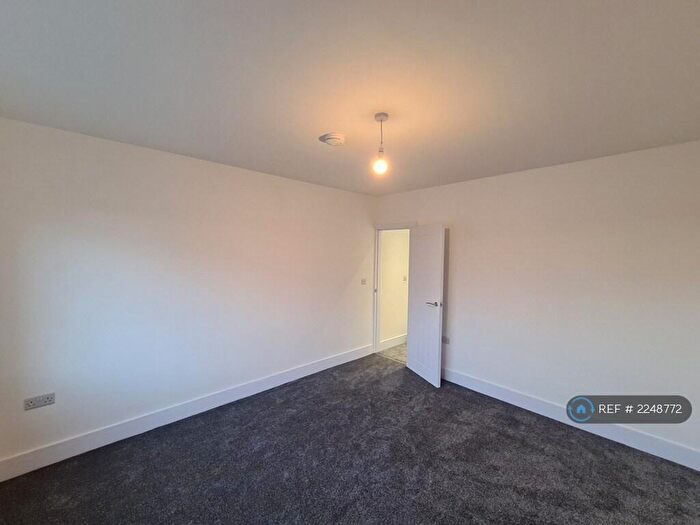 3 Bedroom Maisonette To Rent In Blendon Road, Bexley, DA5
