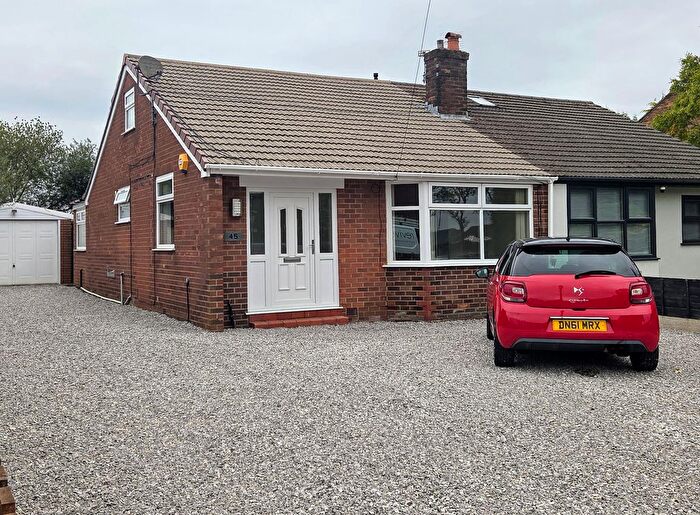 3 Bedroom Semi-Detached Bungalow To Rent In Nicol Road, Ashton-In-Makerfield, Wigan, WN4