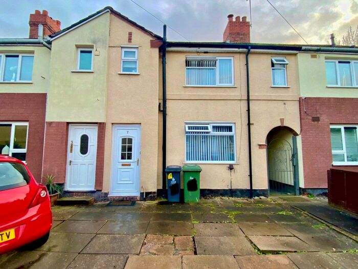 2 Bedroom Property To Rent In Ambrose Close, Willenhall, WV13