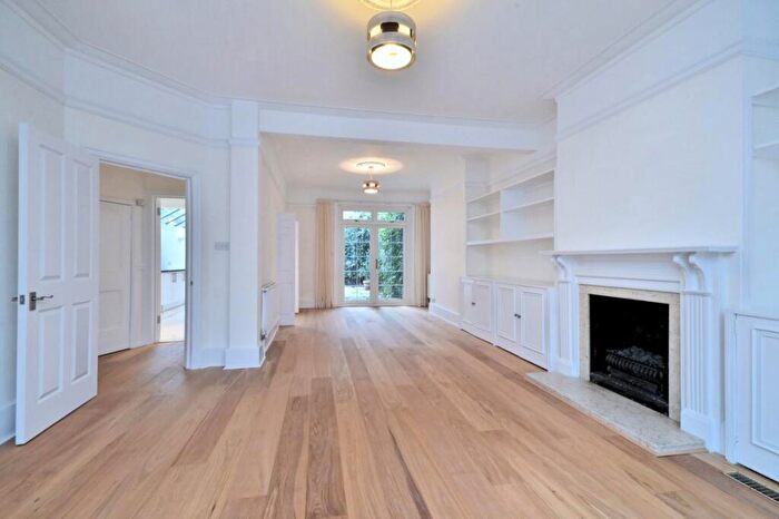 5 Bedroom Terraced House To Rent In Clavering Avenue, London, SW13