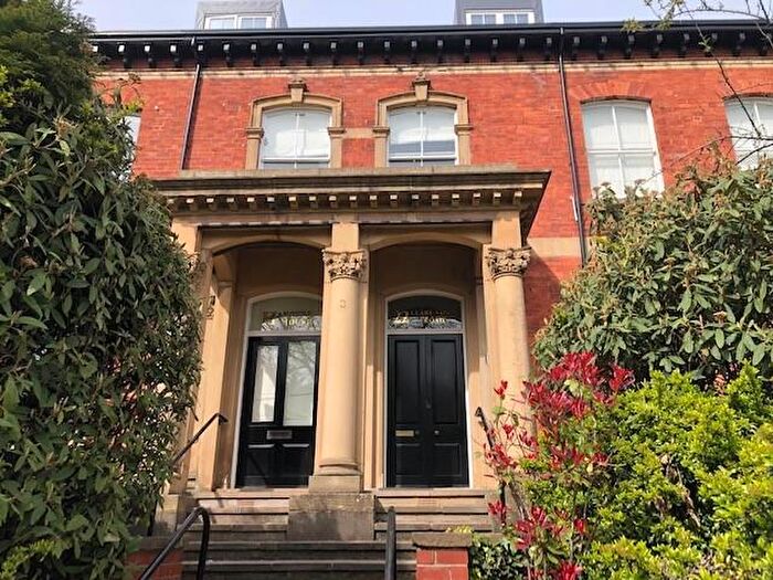 1 Bedroom Apartment To Rent In Flat Hanover House, Clarendon Road, Leeds, LS2