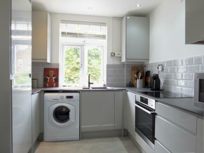 2 Bedroom Maisonette To Rent In Birkbeck Road, Beckenham, London, BR3