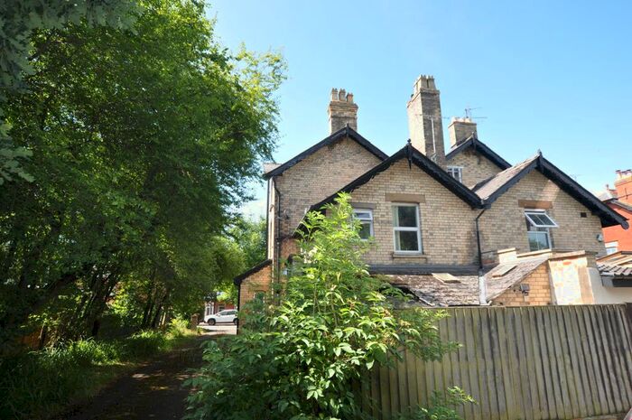 1 Bedroom Flat To Rent In St. Cyrils Road, Stonehouse, GL10