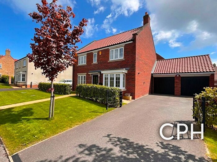 4 Bedroom Detached House For Sale In Mill Way, Scarborough, YO13