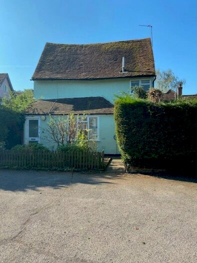 2 Bedroom Cottage To Rent In Bradford Street, CM7