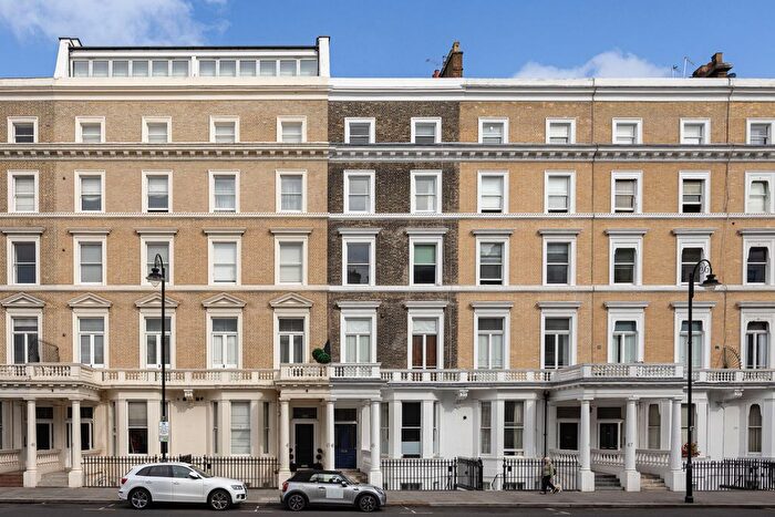 3 Bedroom Flat For Sale In Petersham Mews, London, SW7