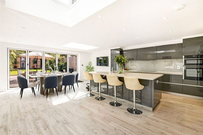 5 Bedroom Terraced House To Rent In Eglantine Road, Wandsworth, London, SW18