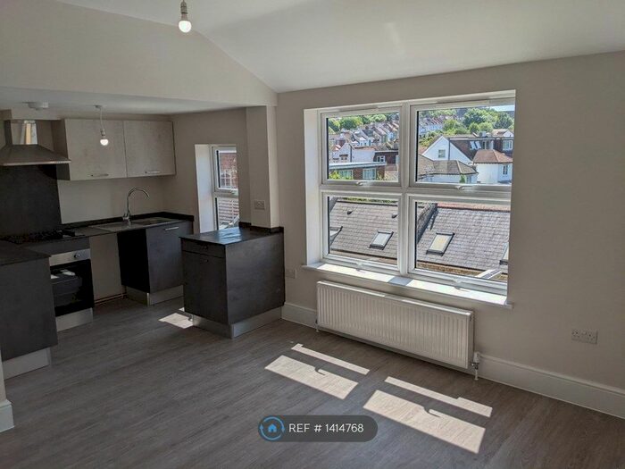 1 Bedroom Flat To Rent In Alexandra Park Road, Muswell Hill, N10