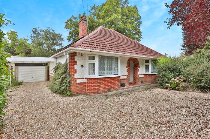 3 Bedroom Bungalow For Sale In Ringwood Road, Verwood, Dorset, BH31