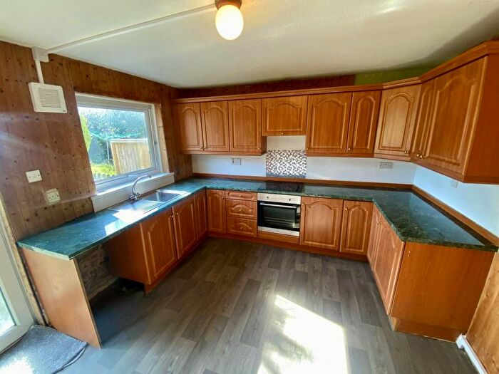 2 Bedroom Property To Rent In Heol Awstin, Ravenhill, Swansea, SA5