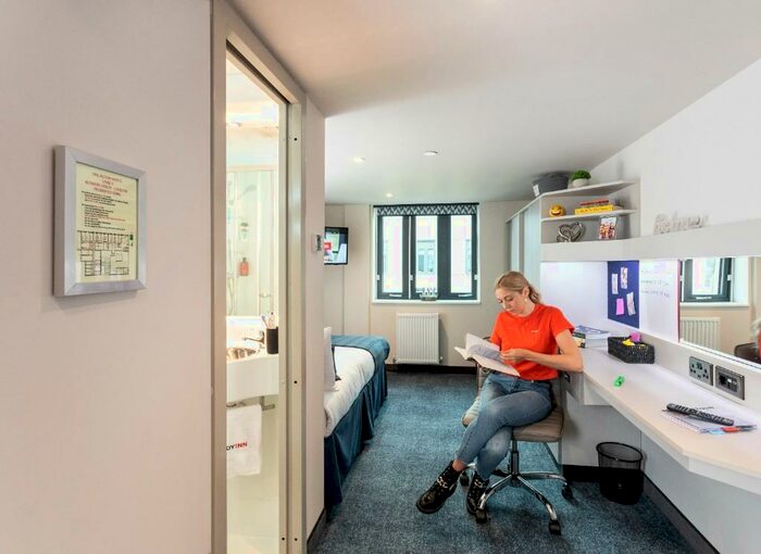 1 Bedroom Private Hall To Rent In Welford Road, Leicester, Leicestershire, LE2