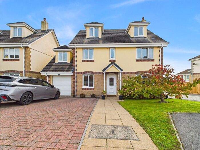 6 Bedroom Detached House For Sale In Piran Close, St. Anns Chapel, Gunnislake, PL18