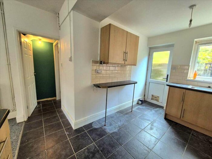 3 Bedroom Terraced House For Sale In Castle Street, Treorchy, CF42