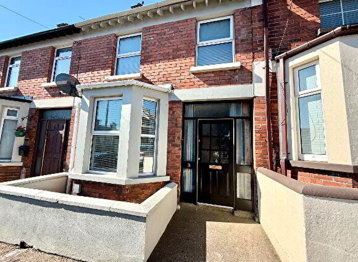 2 Bedroom Mid Terraced House For Sale In Florence Street., Derry, BT48