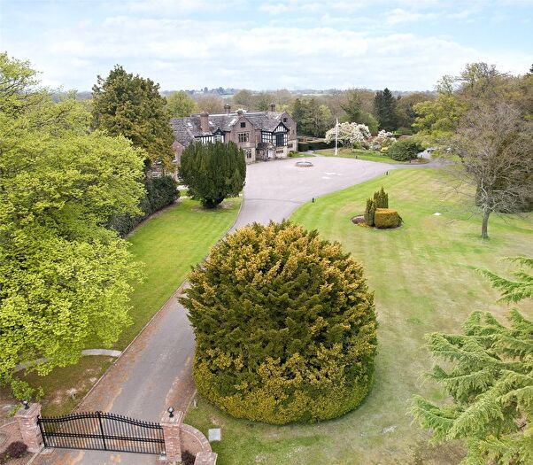 3 Bedroom Flat For Sale In Felcourt Road, Felcourt, Surrey, RH19