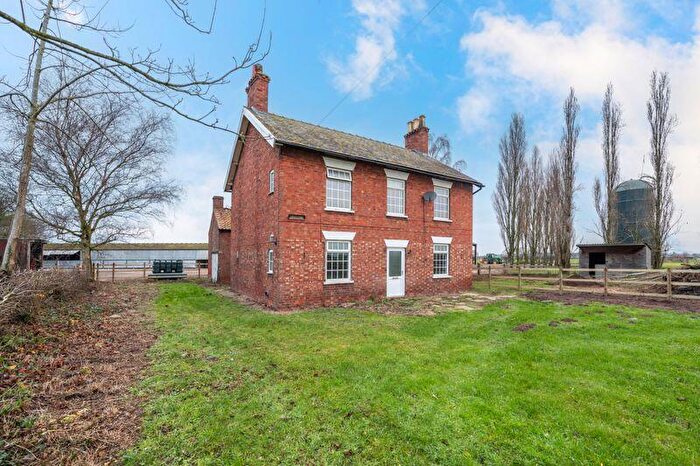 4 Bedroom Farm House For Sale In Lancaster House, Eagle Road, Spalford, Newark, NG23