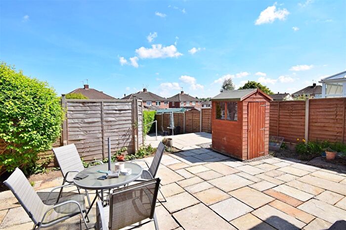 2 Bedroom Semi-Detached Bungalow For Sale In Collingwood Avenue, Bilton, Rugby, CV22