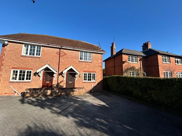 3 Bedroom Semi-Detached House To Rent In The Drift, Rowland's Castle, PO9